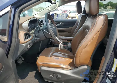 2017 Chrysler Pacifica Limited z USA, uszkodzony, nr VIN 2C4RC1GG8HR514994